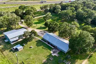 3545 E I 10 Frontage Rd, Schulenburg, TX 78956 - Photo 1