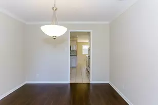 2822 Durban Dr, Houston, TX 77043 - Photo 14