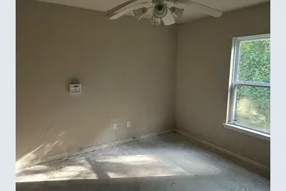 405 Mary Avenue, Huntsville, TX 77320 - Photo 8