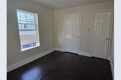 302 71st Street #2, Houston, TX 77011 - Photo 6