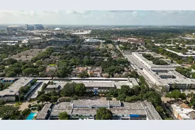 2701 Bellefontaine Street #B4, Houston, TX 77025 - Photo 6