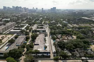 2701 Bellefontaine St, Houston, TX 77025 - Photo 38