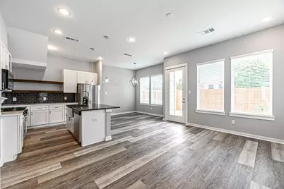 6725 Parker Oaks Lane, Houston, TX 77076 - Photo 20