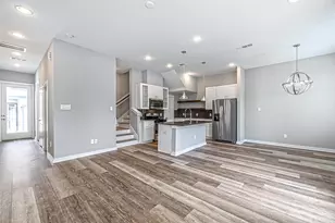 6725 Parker Oaks Ln, Houston, TX 77076 - Photo 16