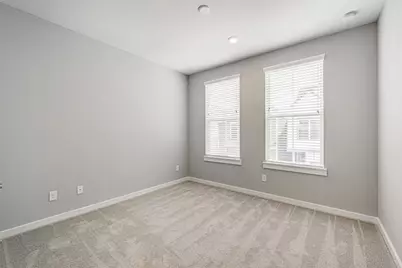 6725 Parker Oaks Lane, Houston, TX 77076 - Photo 24