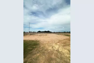 465 Hunters Crossing Drive, Sealy, TX 77474 - Photo 2