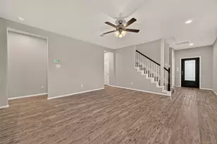 16849 Pink Wintergreen Dr, Conroe, TX 77385 - Photo 8