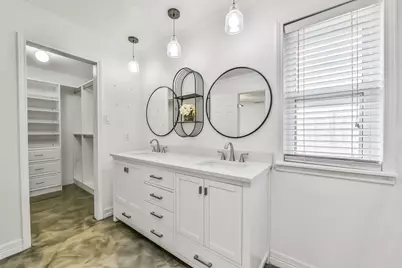 515 Valley Drive, Dickinson, TX 77539 - Photo 16