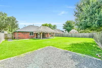 515 Valley Drive, Dickinson, TX 77539 - Photo 24