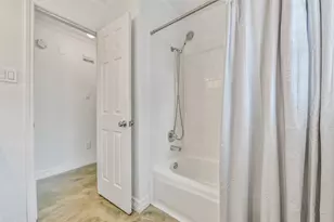 515 Valley Dr, Dickinson, TX 77539 - Photo 20