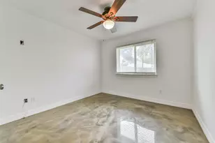 515 Valley Dr, Dickinson, TX 77539 - Photo 18