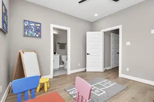 316 Thornton Rd, Houston, TX 77018 - Photo 16