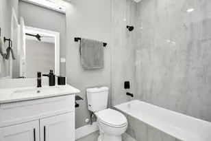 316 Thornton Rd, Houston, TX 77018 - Photo 4