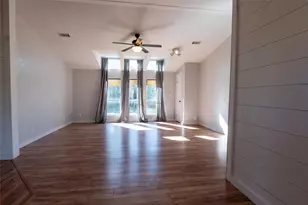 18 County Rd 431, Dayton, TX 77535 - Photo 10