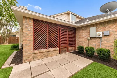 7534 Eight Willows Road, Houston, TX 77489 - Photo 24