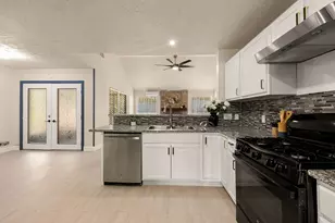 7534 8 Willows Rd, Missouri City, TX 77489 - Photo 10