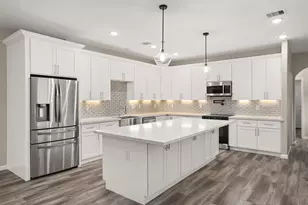3613 Pecan Dr, Bacliff, TX 77518 - Photo 6