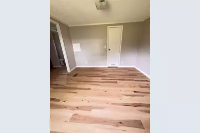 229 Morris, Huntsville, TX 77320 - Photo 4