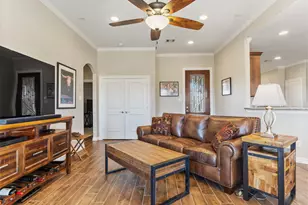 9723 Highland Pointe Dr, Needville, TX 77461 - Photo 10