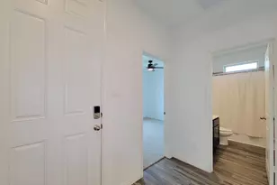 907 Youth Water Rd, Montgomery, TX 77316 - Photo 16