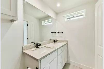 28 Back Bay Circle, Galveston, TX 77551 - Photo 18