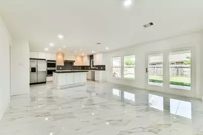 28 Back Bay Circle, Galveston, TX 77551 - Photo 14