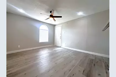 3214 Hutchins Street #2, Houston, TX 77004 - Photo 2
