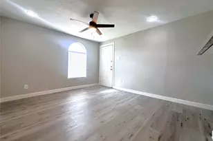 3214 Hutchins St, Houston, TX 77004 - Photo 2