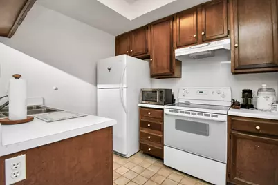 11711 Memorial Drive #41, Houston, TX 77024 - Photo 18