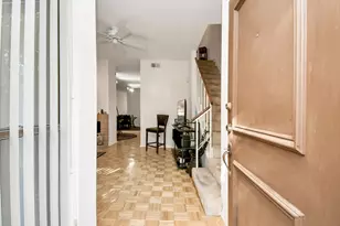 11711 Memorial Dr, Houston, TX 77024 - Photo 8