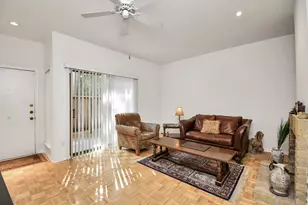 11711 Memorial Dr, Houston, TX 77024 - Photo 10