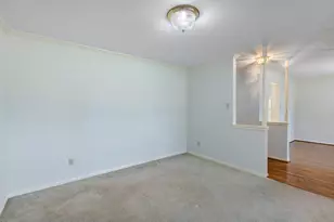 8018 Holiday Ln, Houston, TX 77075 - Photo 10