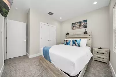 5935 Beall Street #B, Houston, TX 77091 - Photo 14