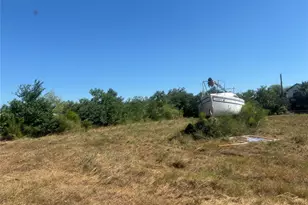 2250 Avenue L, San Leon, TX 77539 - Photo 1