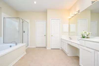 12236 S Shadow Cove Drive, Houston, TX 77082 - Photo 32