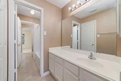 12236 S Shadow Cove Drive, Houston, TX 77082 - Photo 38