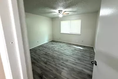 8829 Carousel Lane, Houston, TX 77080 - Photo 10