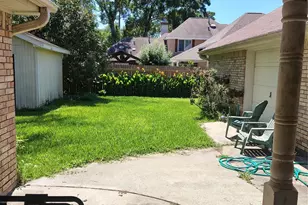 12595 E Sagittarius Dr E, Willis, TX 77318 - Photo 6
