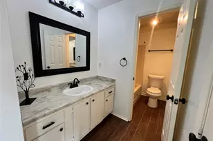 11506 Meadow Pines Ct, Houston, TX 77477 - Photo 12
