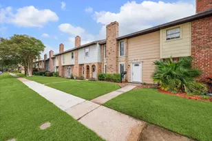 1428 Silverpines Rd, Houston, TX 77062 - Photo 2