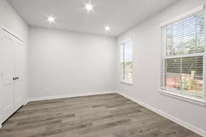 526 Tawny Rim Drive, Willis, TX 77318 - Photo 6