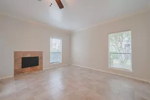 2025 Augusta Dr, Houston, TX 77057 - Photo 6