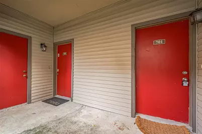2025 Augusta Drive #701, Houston, TX 77057 - Photo 4
