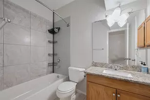 2025 Augusta Dr, Houston, TX 77057 - Photo 24