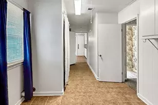 412 Neal St, Jasper, TX 75951 - Photo 8