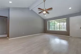 7659 Winkle Wood Ln, Houston, TX 77086 - Photo 6