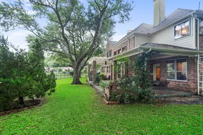 39 Rippling Creek Drive, Sugar Land, TX 77479 - Photo 32