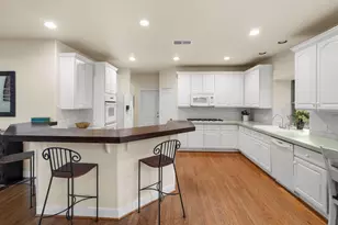 39 Rippling Creek Dr, Sugar Land, TX 77479 - Photo 10