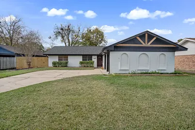 2310 Woodwind Way, League City, TX 77573 - Photo 1
