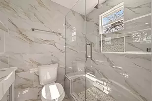 7024 Gonzales St, Houston, TX 77020 - Photo 36